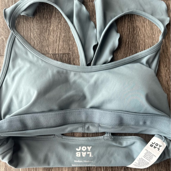 JOY LAB // Razorback Ruffled Strapped Sports Bra // SiZE MEDiUM - Picture 2 of 7
